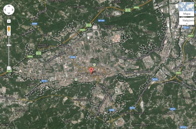 Co najmniej 38 osób zginęło, a 11 zostało rannych w wypadku autokaru z pielgrzymami, do którego doszło w niedzielę w nocy w pobliżu miejscowości Avellino na południu Włoch.