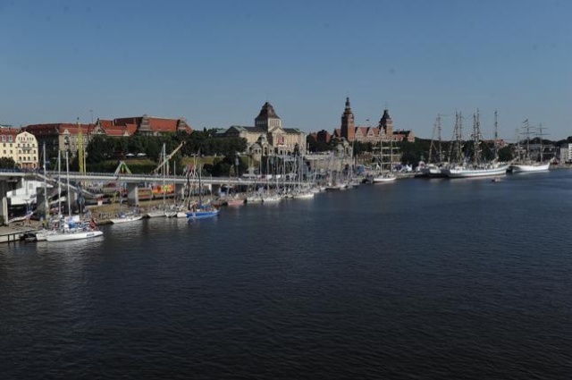 Najlepsi polscy wakeboardziści rywalizowali o wygraną w zawodach Wake Cup w Szczecinie.