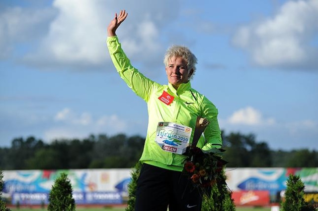Anita Włodarczyk srebrną medalistką Mistrzostw Świata w lekkiej atletyce w Moskwie. Polka zajęła drugie miejsce w rzucie młotem. Nasza zawodniczka wynikiem 78 metrów i 46 centymetrów ustanowiła też nowy rekord Polski.