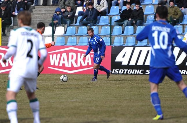 Flota Świnoujście przegrała w środę z Arką Gdynia 0:3 w czwartej kolejce I ligi.