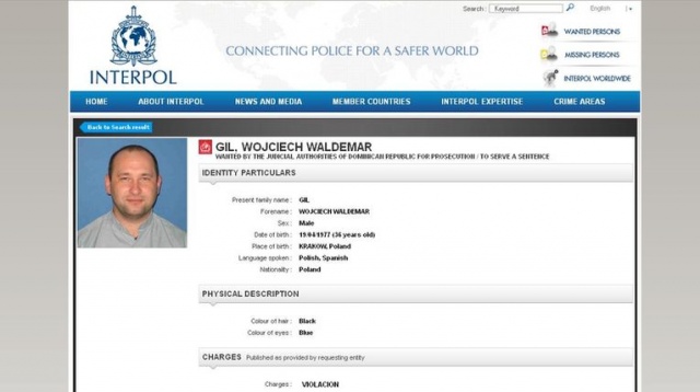 Interpol publikuje list gończy za polskim księdzem