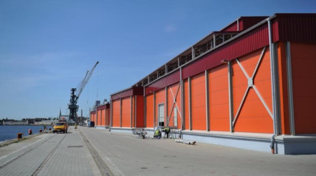 Nowa chłodnia w szczecińskim Porcie Rybackim Gryf już pracuje. Na razie to rozruch próbny, który potrwa dwa-trzy tygodnie. W tym czasie specjaliści sprawdzą, czy wszystkie urządzenia działają prawidłowo.
