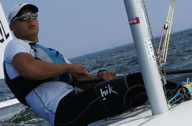 Kacper Ziemiński z klubu SEJK Pogoń Szczecin zajął w ten weekend trzecie miejsce w olimpijskiej klasie Laser Standard w chińskim Qingdao.