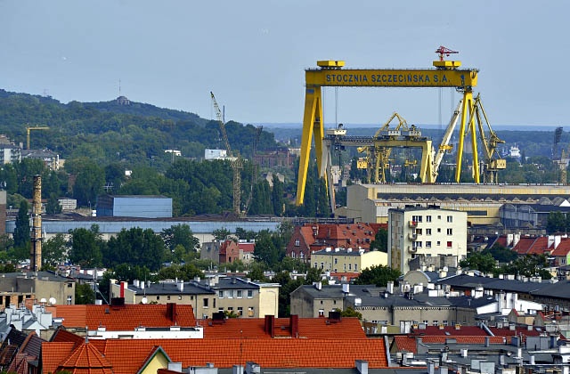 Jedna z największych norweskich grup stoczniowych chce uruchomić produkcję w zamkniętej Stoczni Szczecińskiej - tak donosi Puls Biznesu.