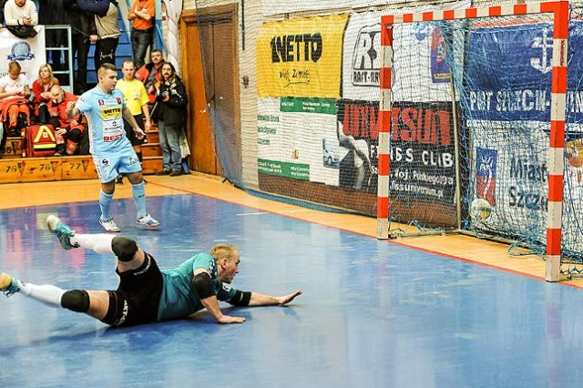 Szczecinianie najlepsi w futsalowej reprezentacji Polski. Kadra biało-czerwonych rozegrała dwa towarzyskie mecze ze Słowenią w Bydgoszczy i Świeciu.