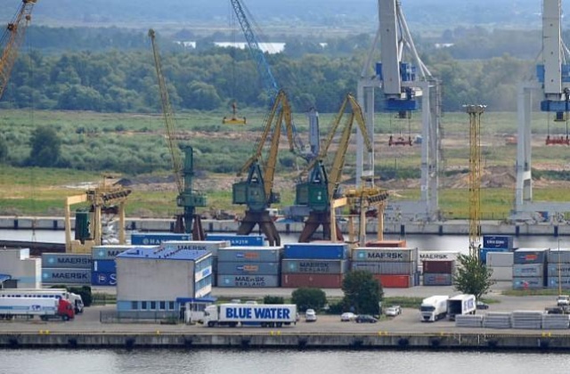 Obniżenia stawek za wieczyste użytkowanie gruntów będzie domagać się od prezydentów Szczecina i Świnoujścia zarząd portów w tych miastach.