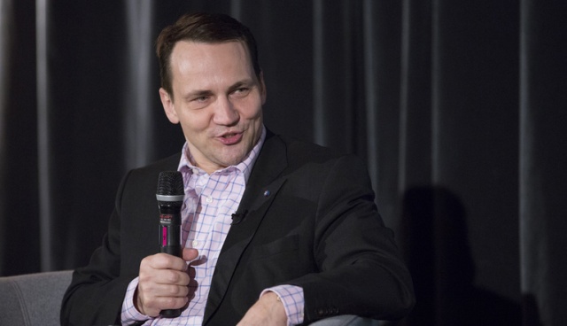Minister spraw zagranicznych Radosław Sikorski zapowiedział, że najważniejszą sprawą będą rozmowy na temat zbliżenia Ukrainy do Unii Europejskiej.