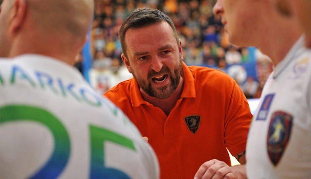 Piłkarze ręczni drużyny GAZ-SYSTEM Pogoń Szczecin przegrali z mistrzem Polski w kolejnym meczu Superligi. We wtorek szczecinianie ulegli ekipie Vive Targi Kielce 31:41. Fot. Łukasz Szełemej [Radio Szczecin] Pogoń uległa mistrzowi Polski [ZDJĘCIA]