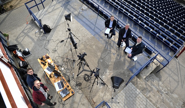 Rok pracy ze szczecińskim zespołem podsumował trener Portowców Dariusz Wdowczyk, który był gościem internetowej audycji "Sport w Sieci". Fot. Łukasz Szełemej [Radio Szczecin] Rok Wdowczyka. "To był sezon naszych drobnych sukcesów" [WIDEO, ZDJĘCIA]