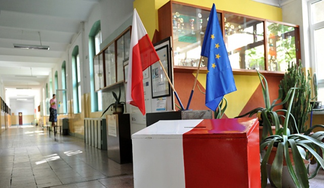 Polacy w eurowyborach wybiorą 51 europosłów. Fot. Łukasz Szełemej [Radio Szczecin] Trwa cisza wyborcza. Zabronione jest nawet "lajkowanie" [ZDJĘCIA]