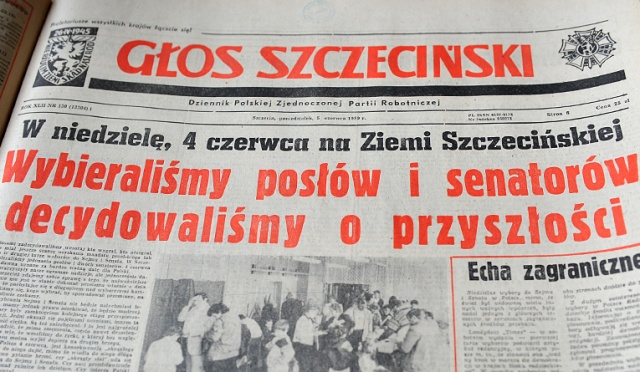 Fot. Łukasz Szełemej [Radio Szczecin] 25 lat wolności: Co pisały wtedy szczecińskie gazety? [ZDJĘCIA]