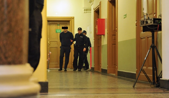 Zmiany kwalifikacji czynu dla Mateusza S. chce jeden z pełnomocników pokrzywdzonych. Zbigniew Bogucki chce, aby kierowca, który na początku roku zabił sześć osób w Kamieniu Pomorskim był sądzony jak za zabójstwo. Fot. Łukasz Szełemej [Radio Szczecin] Pokrzywdzeni chcą, by sprawca tragedii w Kamieniu Pomorskim był sądzony, jak za zabójstwo [ZDJĘCIA]