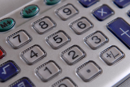 Rekordowe długi Polaków liczone w miliardach