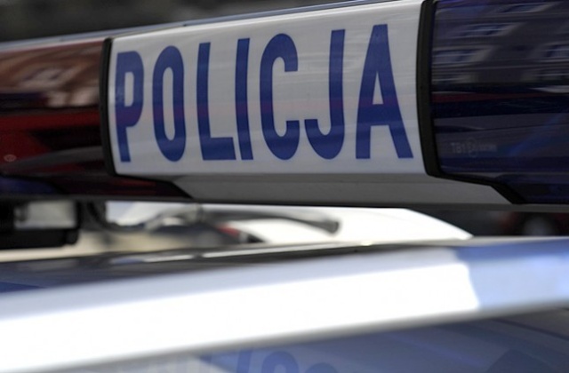 W sobotę rano w jednym ze składów jadących centrum stolicy ktoś rozbił szybę.