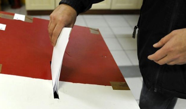 PO goni PiS - obie partie dzielą już tylko dwa punkty procentowe.
