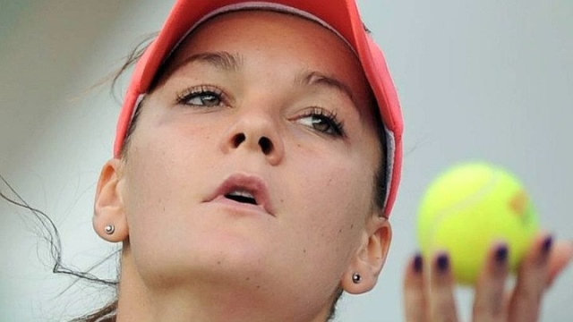 Agnieszka Radwańska awansowała do trzeciej rundy wielkoszlemowego turnieju tenisowego Australian Open.