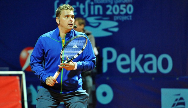Szczeciński tenisista Marcin Matkowski w poniedziałek zakończył swoje występy w wielkoszlemowym turnieju tenisowym Australian Open w Melbourne.