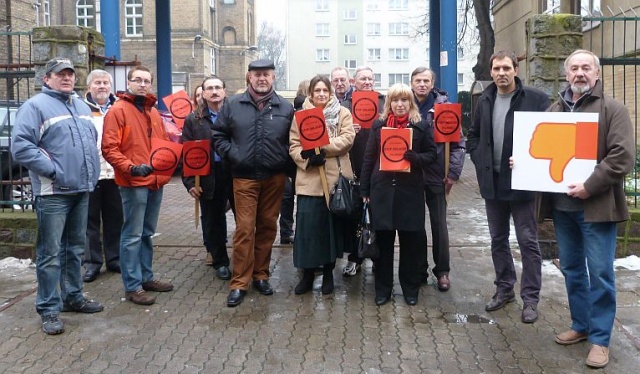 Rozłam w szczecińskim Twoim Ruchu. Poseł Piątak zawiesza członkostwo w klubie