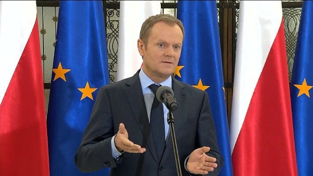 Premier Donald Tusk komentuje decyzję sądu o wypuszczeniu z więzienia czterokrotnego zabójcy.