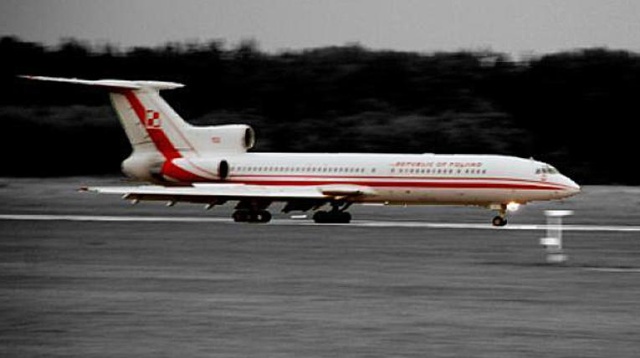 Polscy biegli w Rosji ponownie skopiują nagrania z kokpitu Tu-154M. Liczą, że przy użyciu nowej metody i sprzętu uda się dokonać skuteczniejszego odsłuchu zapisu, informuje Polska Agencja Prasowa.
