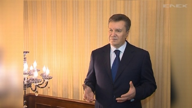 Dziennikarze i opozycjoniści plądrują rezydencję Janukowycza [WIDEO]