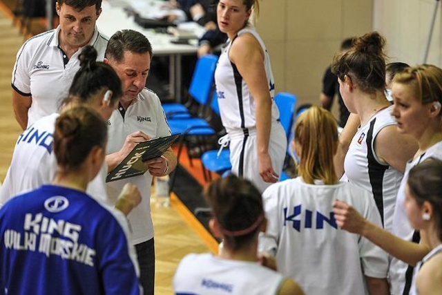 Koszykarki drużyny King Wilki Morskie Szczecin przegrały w niedzielę z aktualnym mistrzem Polski CCC Polkowice 25:61 w wyjazdowym meczu Basket Ligi Kobiet.