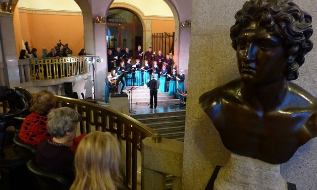 Szczecińscy lekarze zaśpiewali żydowskie pieśni religijne i repertuar ze skrzypka na dachu. W Szczecinie rozpoczęły się III Dni Kultury Żydowskiej Adlojada.