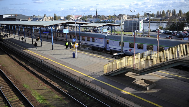 Weekendowa Biletomania - to nowa promocja PKP Intercity. Wybierając pociąg TLK, będzie można dojechać w dowolne miejsce w kraju za niecałe 30 zł.
