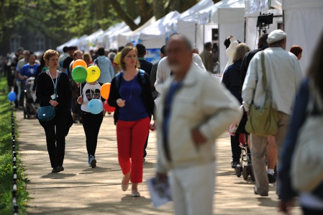 80 proc. Polaków zamierza spędzić majówkę w domu, co ósmy zdecydował się na turystyczny wyjazd - tak wynika z badań przeprowadzonych przez firmę Provident.