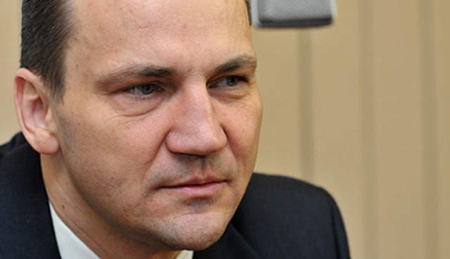Nazwanie wojną sytuacji na Ukrainie jest uprawnione - mówi minister spraw zagranicznych.