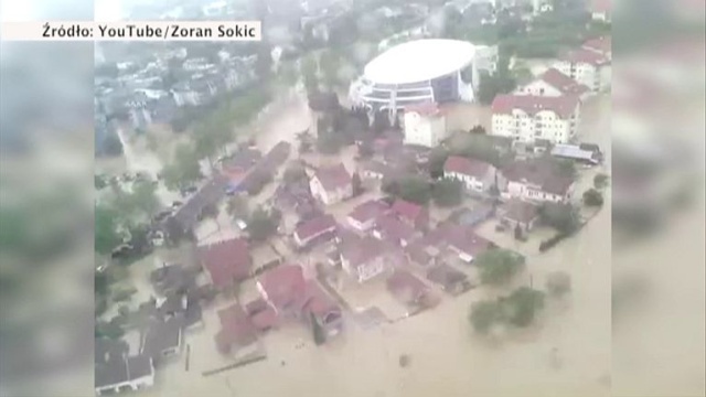 Już co najmniej 44 osoby zginęły na skutek powodzi, które nawiedziły Serbię oraz Bośnię i Hercegowinę. Ewakuowano kilkadziesiąt tysięcy osób - podaje tvn 24.