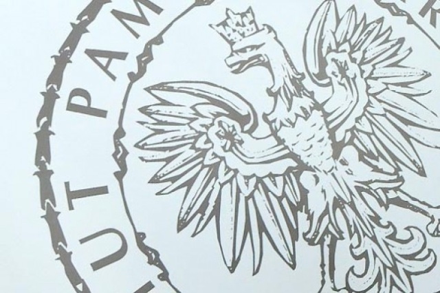 Szczątki blisko 200 osób znaleziono na terenie aresztu śledczego w Białymstoku - pisze Rzeczpospolita.