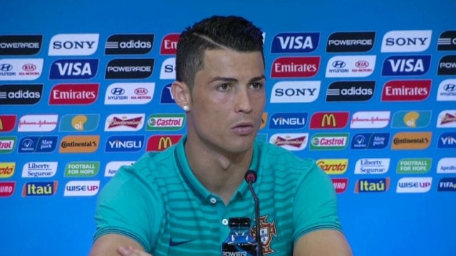Cristiano Ronaldo zagra w poniedziałkowym meczu Portugalii z Niemcami. Pojedynek w grupie G brazylijskiego mundialu rozpocznie się o 18.