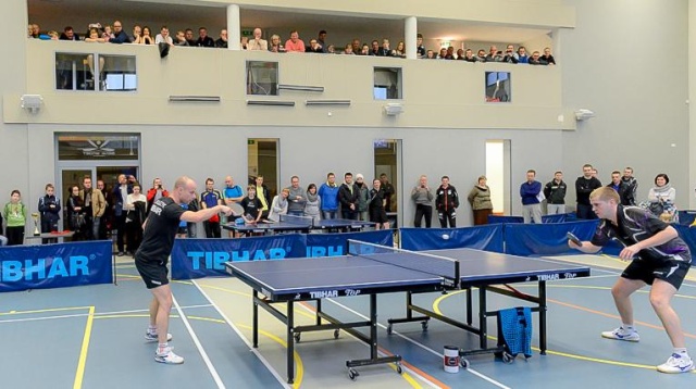 Najlepsi polscy tenisiści stołowi przyjechali na Szczecin Open 2014. Turniej główny rozpocznie się w sobotę o 13 w Bene Sport Centrum przy ulicy Modrej na szczecińskim Bezrzeczu.