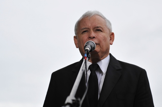 Jarosław Kaczyński wybacza i zapowiada nowe otwarcie na prawicy. Szef Prawa i Sprawiedliwości otworzył sobotnią Konwencję Zjednoczeniową Organizacji i Środowisk Patriotycznych w Warszawie.