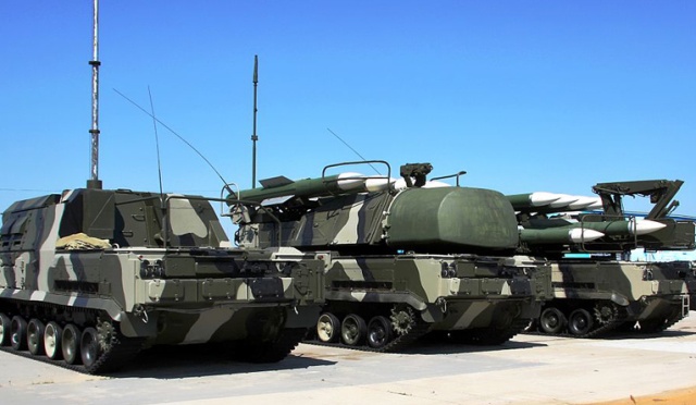 Radziecki system Buk - to najprawdopodobniej z takiej broni zestrzelono w piątek na Ukrainie przy granicy z Rosją malezyjskiego Boeinga 777 lecącego z Amsterdamu do Kuala Lumpur.