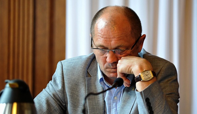 Minister rolnictwa Marek Sawicki zapowiedział pozew przeciwko Rosji do Światowej Organizacji Handlu. Ma to związek z embargiem Kremla na polskie produkty, jabłka, kapustę czy ogórki.