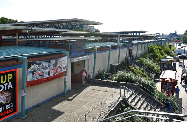 Mamy deflację. Po raz pierwszy po transformacji ustrojowej w Polsce spadają ceny towarów - informuje Główny Urząd Statystyczny.