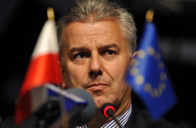 Marszałek Sejmu Ewa Kopacz premierem, a wicemarszałek Cezary Grabarczyk marszałkiem - tak rozwój wydarzeń na polskiej scenie politycznej po nominacji Donalda Tuska na szefa Rady Europejskiej skomentował sam Cezary Grabarczyk.