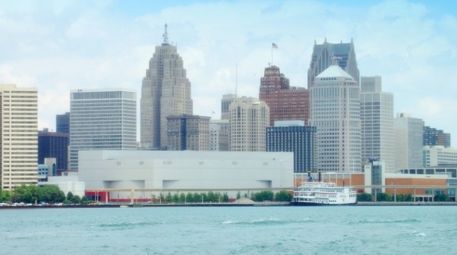 Detroit ogłosiło upadłość. Amerykańskie miasto ma 18,5 mld dolarów długów. Każdego roku zadłużenie wzrasta o 150 mln z powodu odsetek. Jednym z pomysłów łatania gigantycznej dziury w budżecie jest sprzedaż dzieł sztuki, z jakich słyną muzea w Detroit.