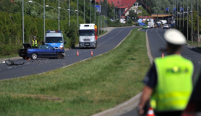 Komenda Główna Policji rozpoczęła szkolenia. Funkcjonariusze drogówki w praktyce wykorzystają zapisy ustawy o środkach przymusu bezpośredniego i broni palnej.