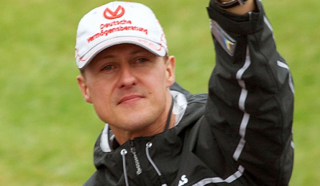 Michael Schumacher opuścił szpital w Lozannie i został przewieziony do domu w Szwajcarii, gdzie mieszka - podaje Polska Agencja Prasowa.