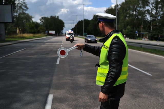 Trzy dni trwała awaria systemu policji, który umożliwia szybki dostęp do najważniejszych informacji o podejrzanych oraz poszukiwanych osobach i samochodach.