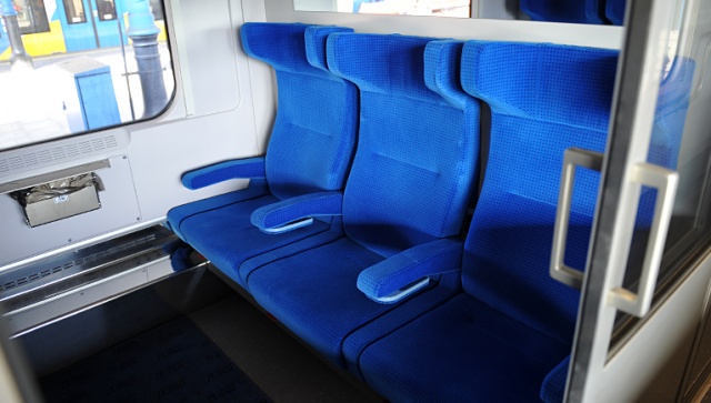 Ponad 200 pociągów najwyższej klasy w tym ICE, IC i EC i ponad tysiąc pociągów regionalnych zatrzymali na dziewięć godzin w nocy z wtorku na środę niemieccy kolejarze.