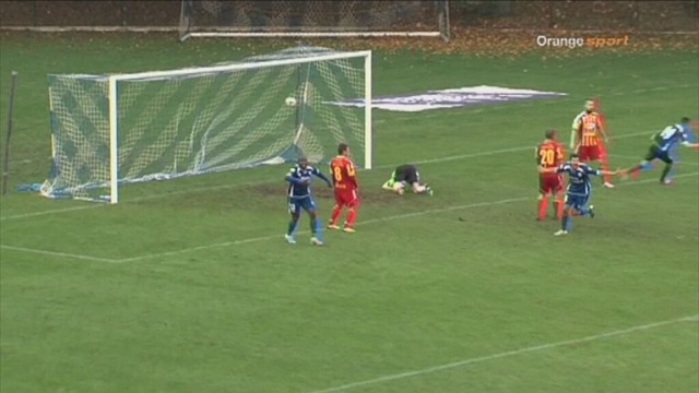 Trwa znakomita seria piłkarzy Floty Świnoujście w I lidze. Wyspiarze w 13. kolejce rozgrywek pokonali na własnym stadionie Chojniczankę Chojnice 2:1.