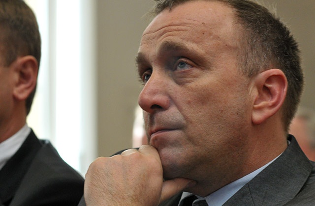 UE powinna konsekwentnie utrzymywać sankcje wobec Rosji - powiedział Grzegorz Schetyna po spotkaniu ministrów spraw zagranicznych w Luksemburgu.