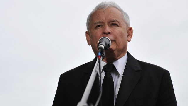 Prezes PiS Jarosław Kaczyński nie wyklucza, że pojawi się na jutrzejszym spotkaniu w kancelarii pani premier. Stawia jednak warunek.