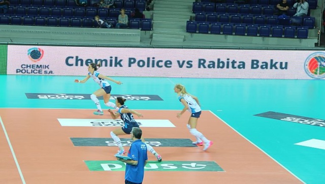 Siatkarki Chemika Police rozpoczynają w środę występy w Lidze Mistrzyń. Drużyna trenera Giuseppe Cuccariniego w inauguracyjnym meczu grupy A zmierzy się z Rabitą Baku, która w poprzedniej edycji Ligi Mistrzyń w finałowym turnieju zajęła trzecie miejsce.