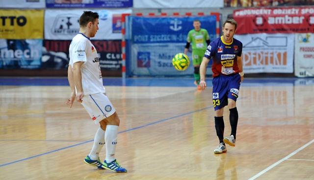 Zawodnik Pogoni 04 Szczecin - Michał Kubik, został powołany do reprezentacji Polski w futsalu na towarzyski turniej, który na początku grudnia odbędzie się we Włoszech.