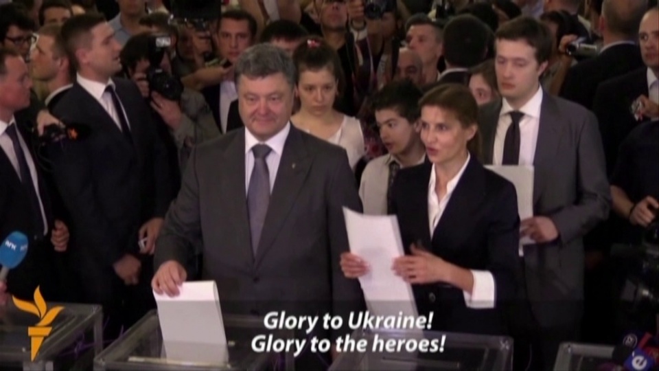 Biznesmen Petro Poroszenko wygrał niedzielne wybory prezydenckie na Ukrainie - tak wynika z pierwszych nieoficjalnych sondaży. Fot. CNN Newsource/x-news